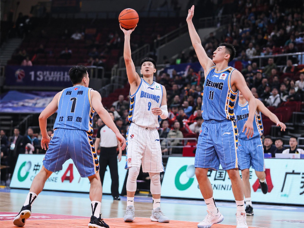 中坚力量稳 中坚力量稳